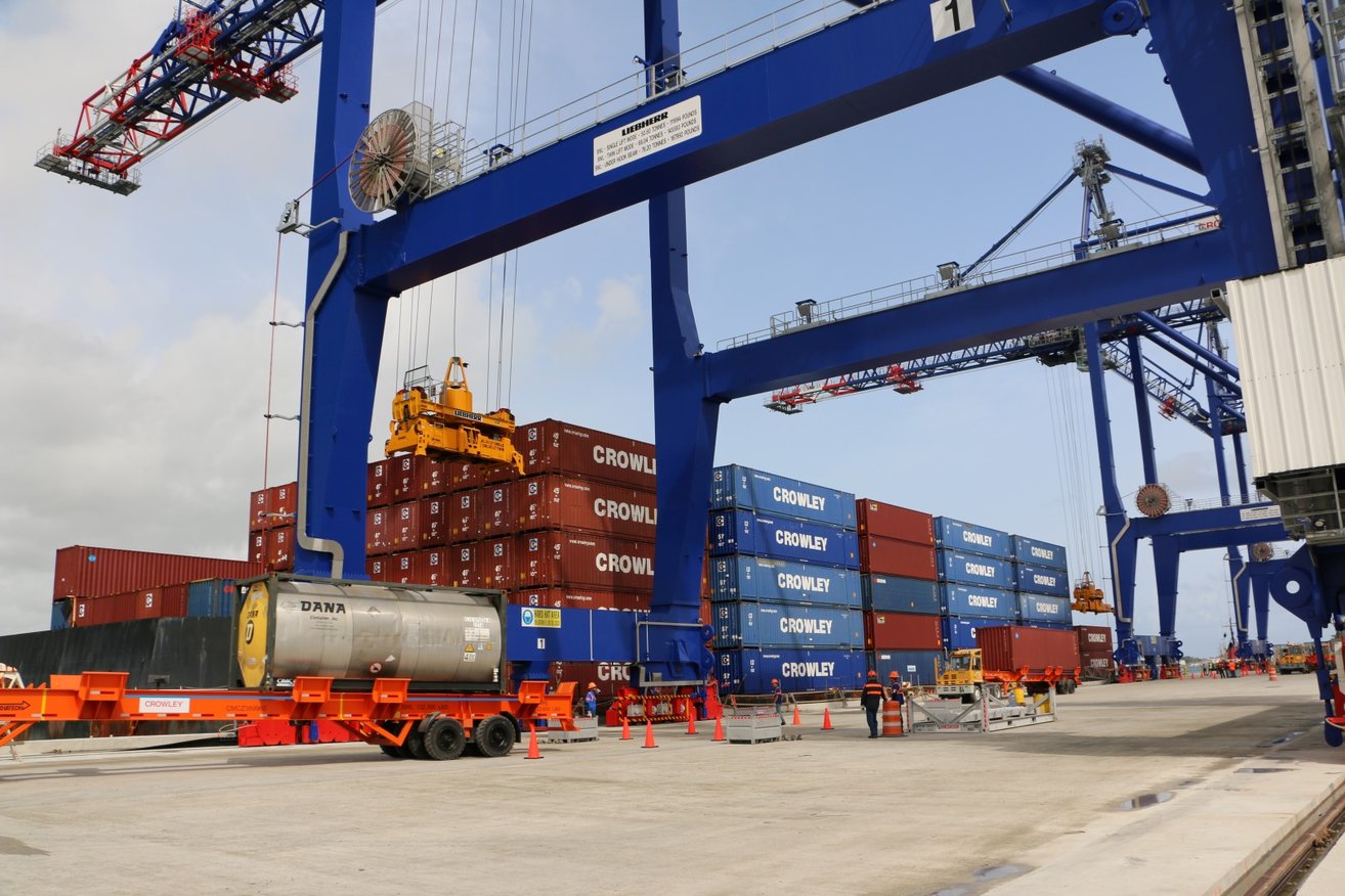 Crowley Initiates Cargo Operations in Puerto Rico Using New Container